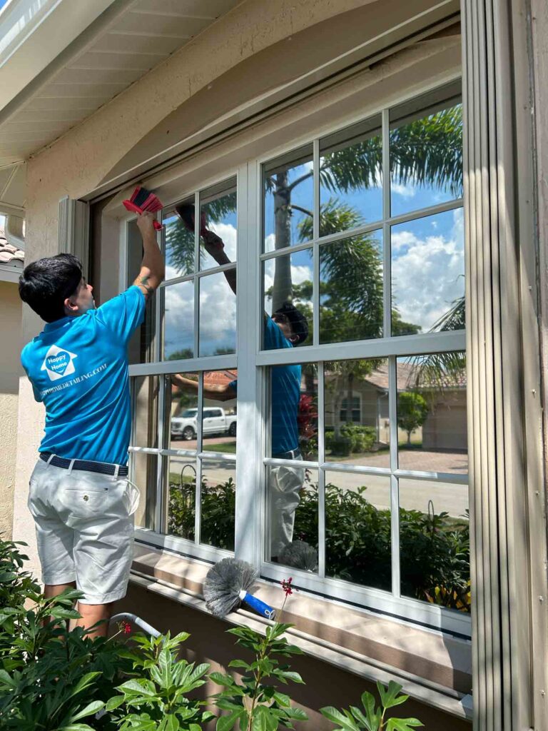 window cleaning in Naples Florida by happy home detailing